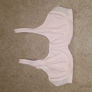 Like new Lululemon bra with underwire pretty pink